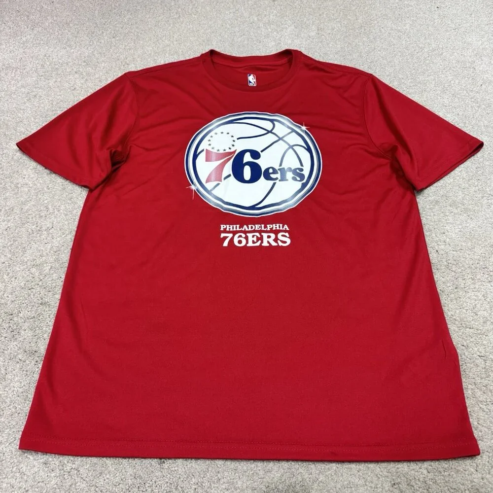 NBA T-Shirt 76ers Red Short Sleeve Men’s Size Large